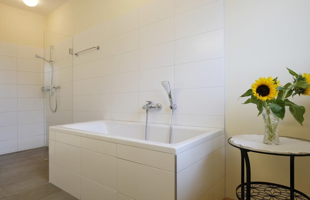 Nachtquartier Zur Dankbarkeit Apartment โพเดอร์สดอร์ฟ อัม ซี ภายนอก รูปภาพ